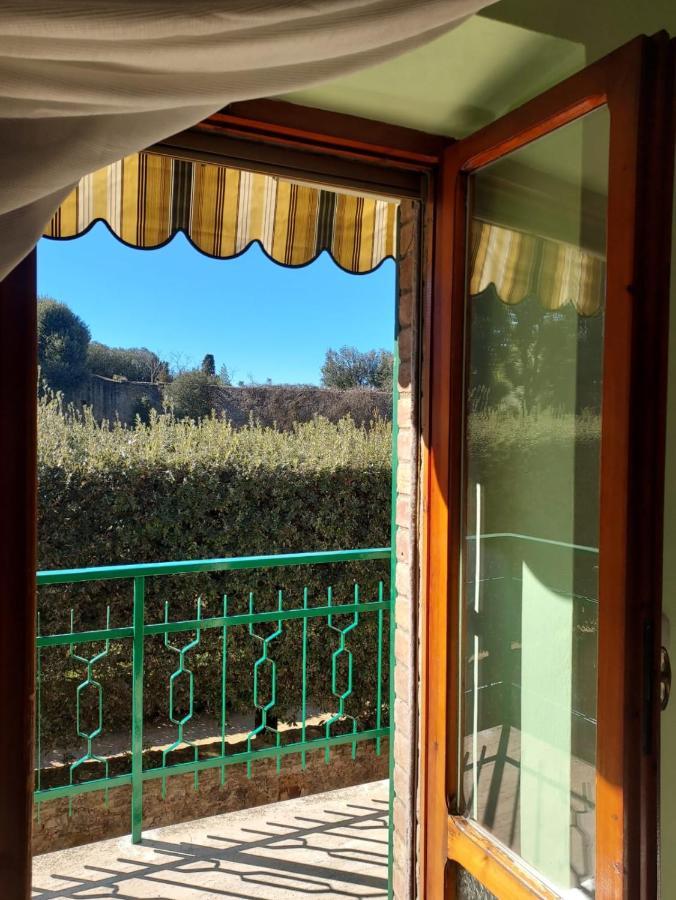فندق San Quirico dʼOrciaفي  La Casina Dei Sogni المظهر الخارجي الصورة