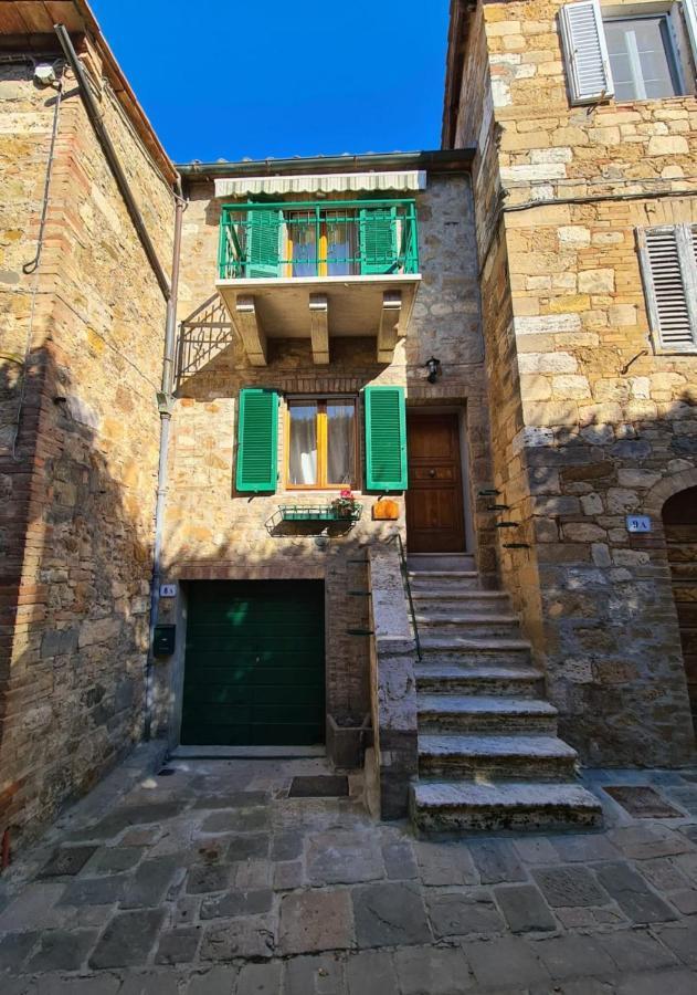 فندق San Quirico dʼOrciaفي  La Casina Dei Sogni المظهر الخارجي الصورة