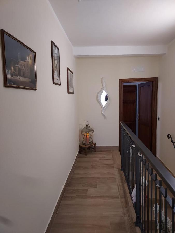 فندق San Quirico dʼOrciaفي  La Casina Dei Sogni المظهر الخارجي الصورة